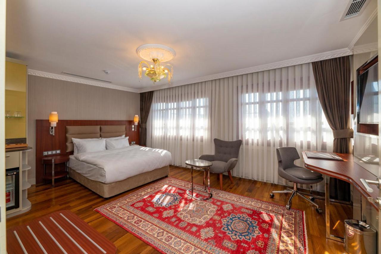 Blue Gilroy Hotel Стамбул Экстерьер фото
